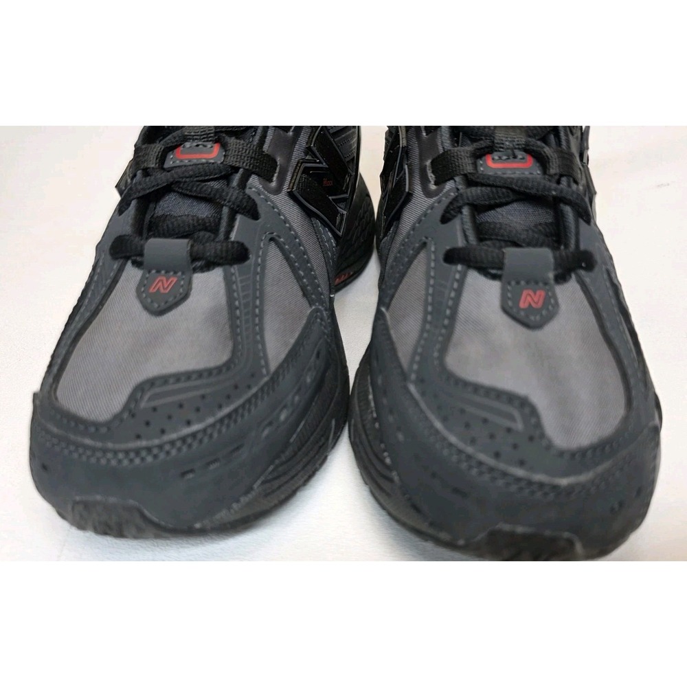 Mens Size 4 New Balance 1906R Athletic Running Sneakers - Picture 6 of 10